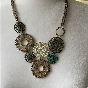 Statement necklace